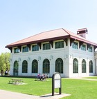 Como Lakeside Pavilion